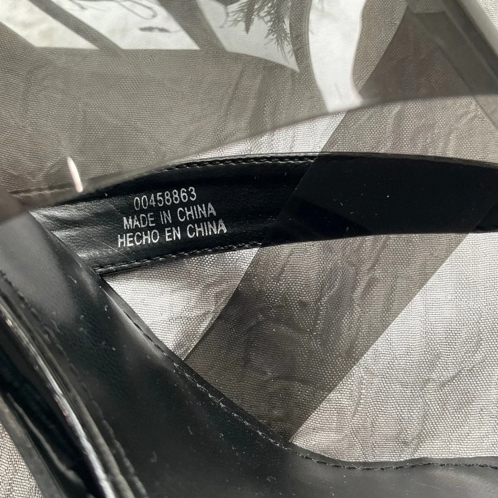 Forever 21 Black Patent Clear Strap Square Toe Thong Heel Mule Sandals Sz 10 Y2K